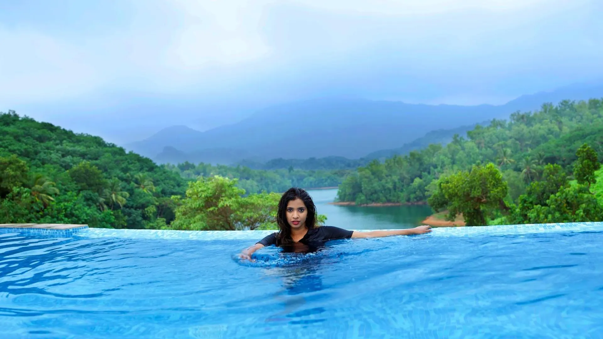 Serene Aqua Hills Kozhikode Hotel Mennanyam