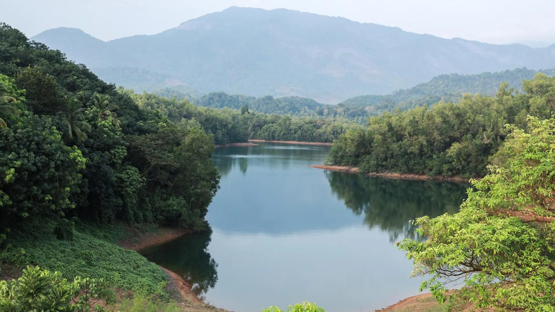Serene Aqua Hills Kozhikode Hotel Mennanyam